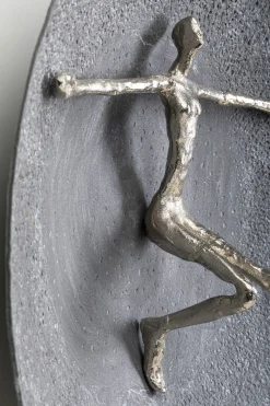 Dekoracja ścienna okrągła srebrna motyw człowieka Ø60 cm