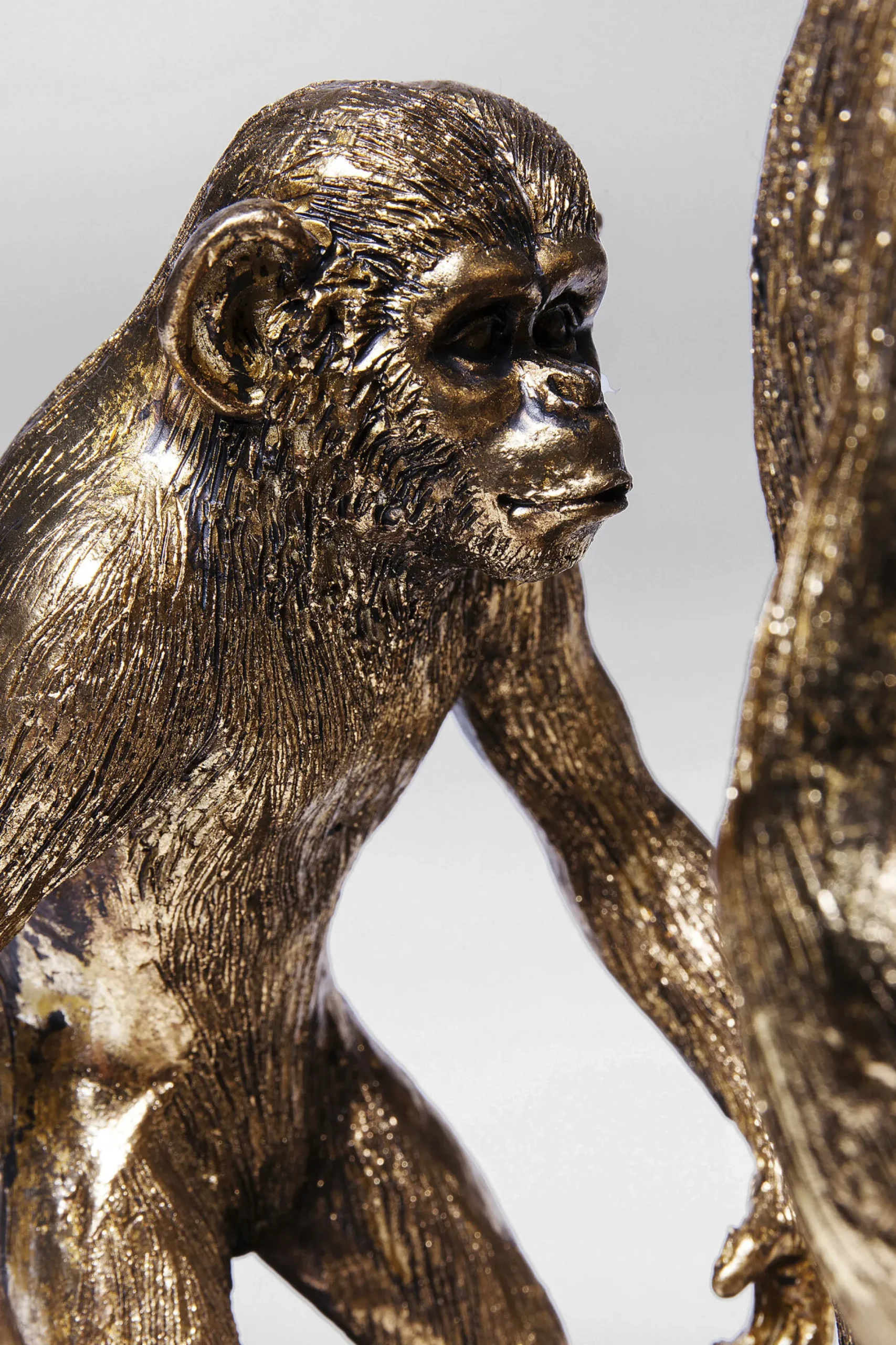 Figurka dekoracyjna Evolution 58x43 cm złota