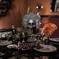 Figurka dekoracyjna King Skull 32x49 cm czarna