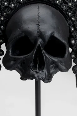 Figurka dekoracyjna King Skull 32x49 cm czarna