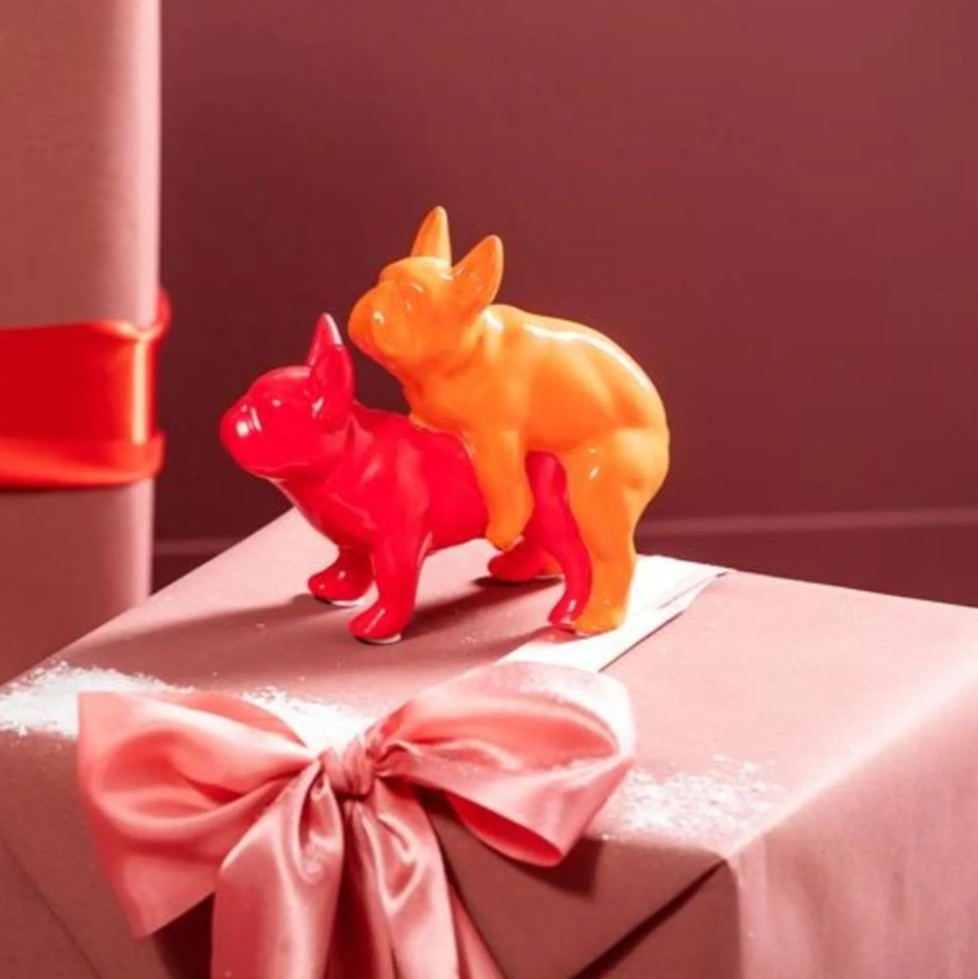 Figurka dekoracyjna Love Dogs różowa Duo Pop