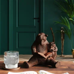 Figurka dekoracyjna Reading Bears 20x18 cm brązowa