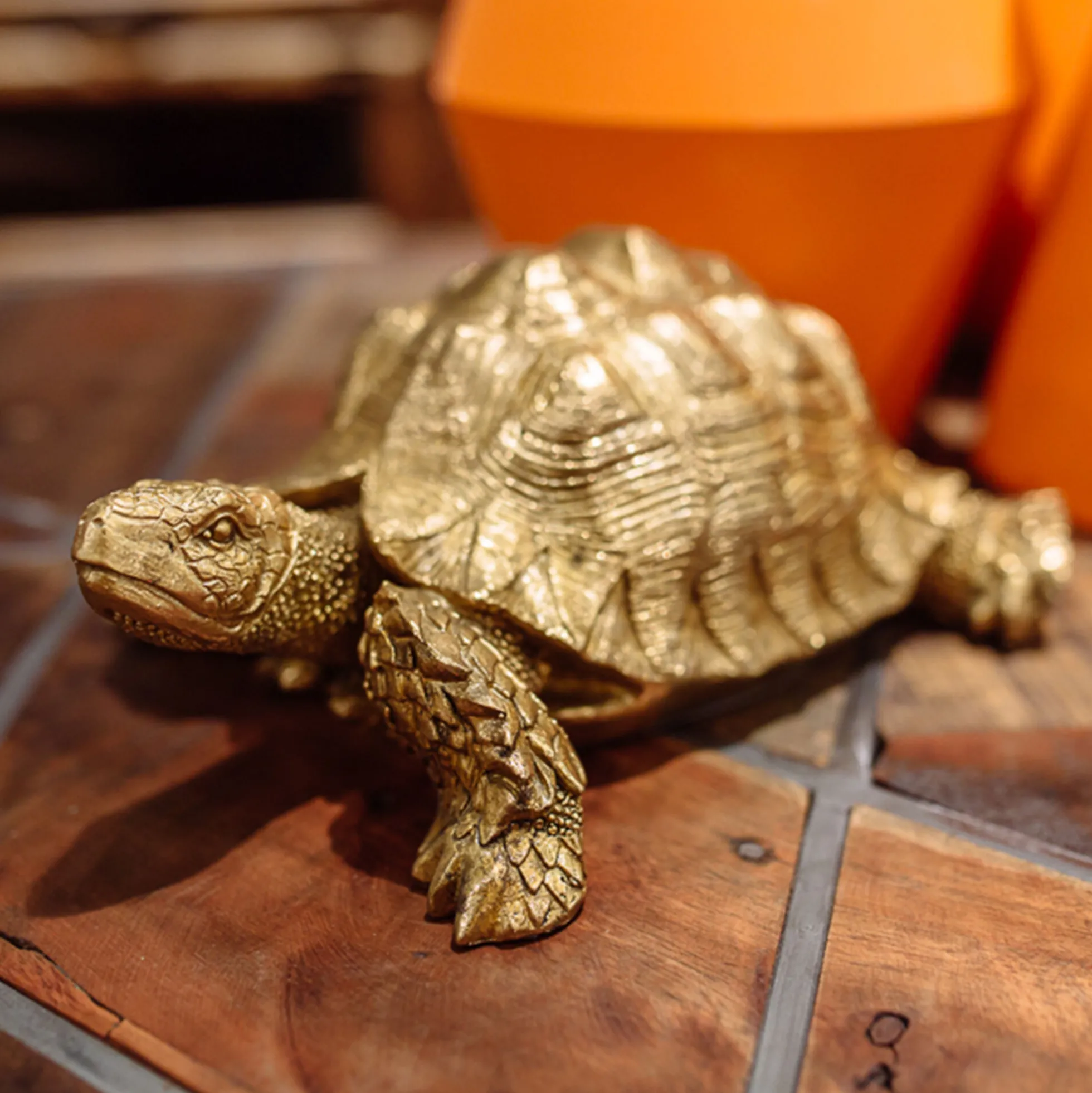 Figurka dekoracyjna Turtle 26x20 cm złota