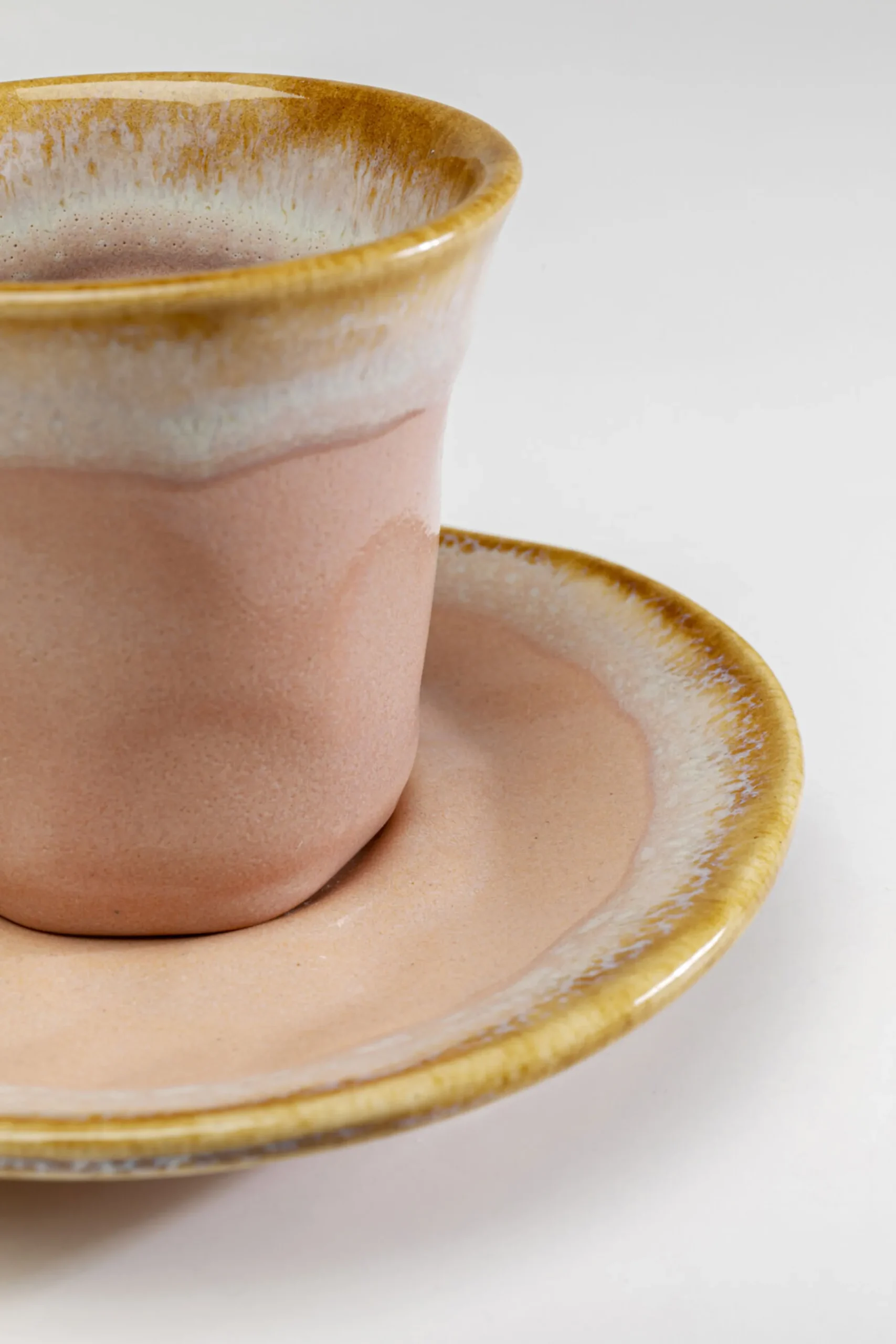 Filiżanka do espresso ze spodkiem kamionkowa różowa 88 ml