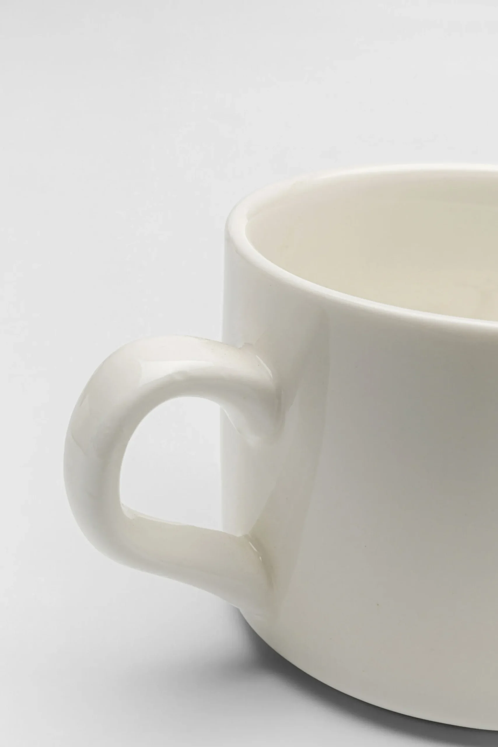 Filiżanka ze spodkiem porcelana ręcznie malowana 160 ml jabłko