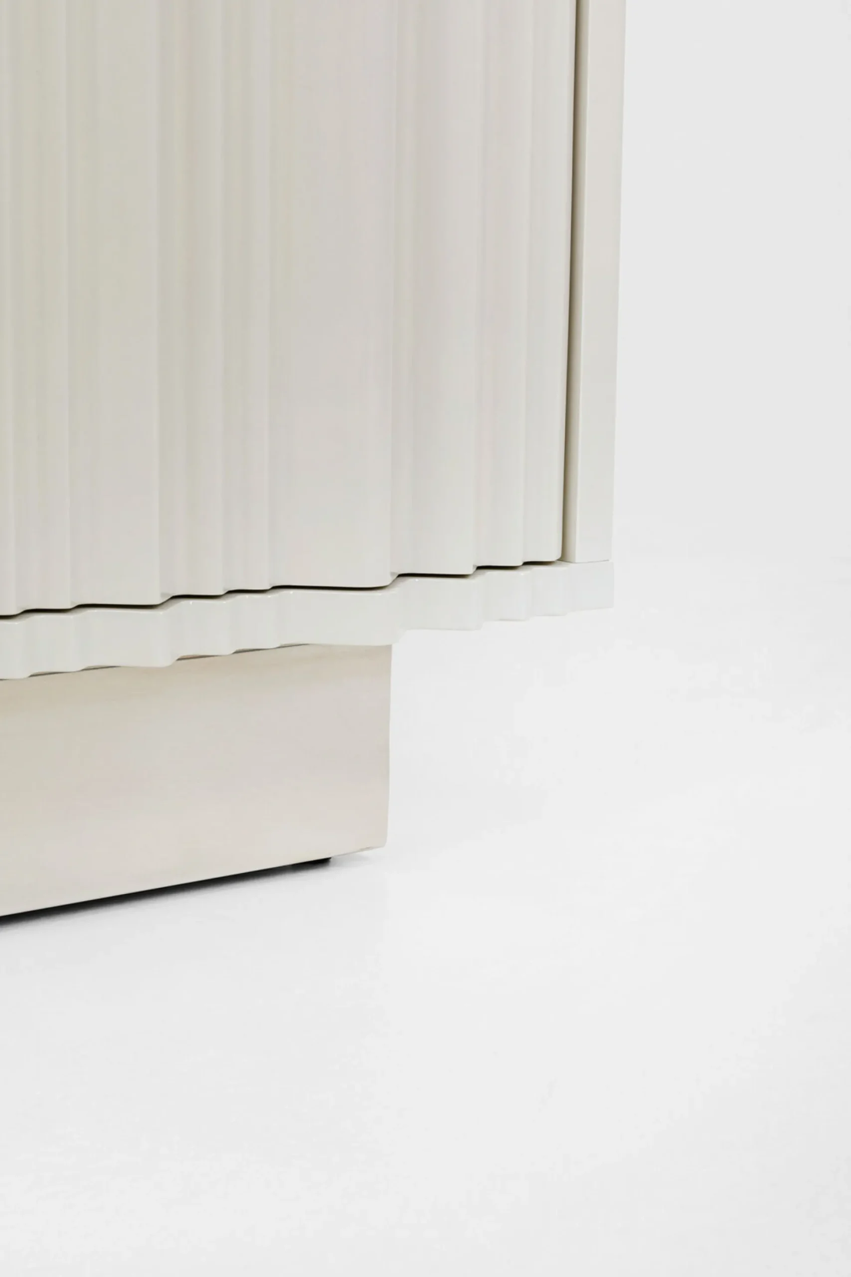 Komoda Stucco 152x80cm