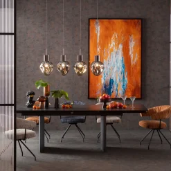 Krzesło z podłokietnikami obrotowe w kolorze brązowym nogi czarne 58x78 cm
