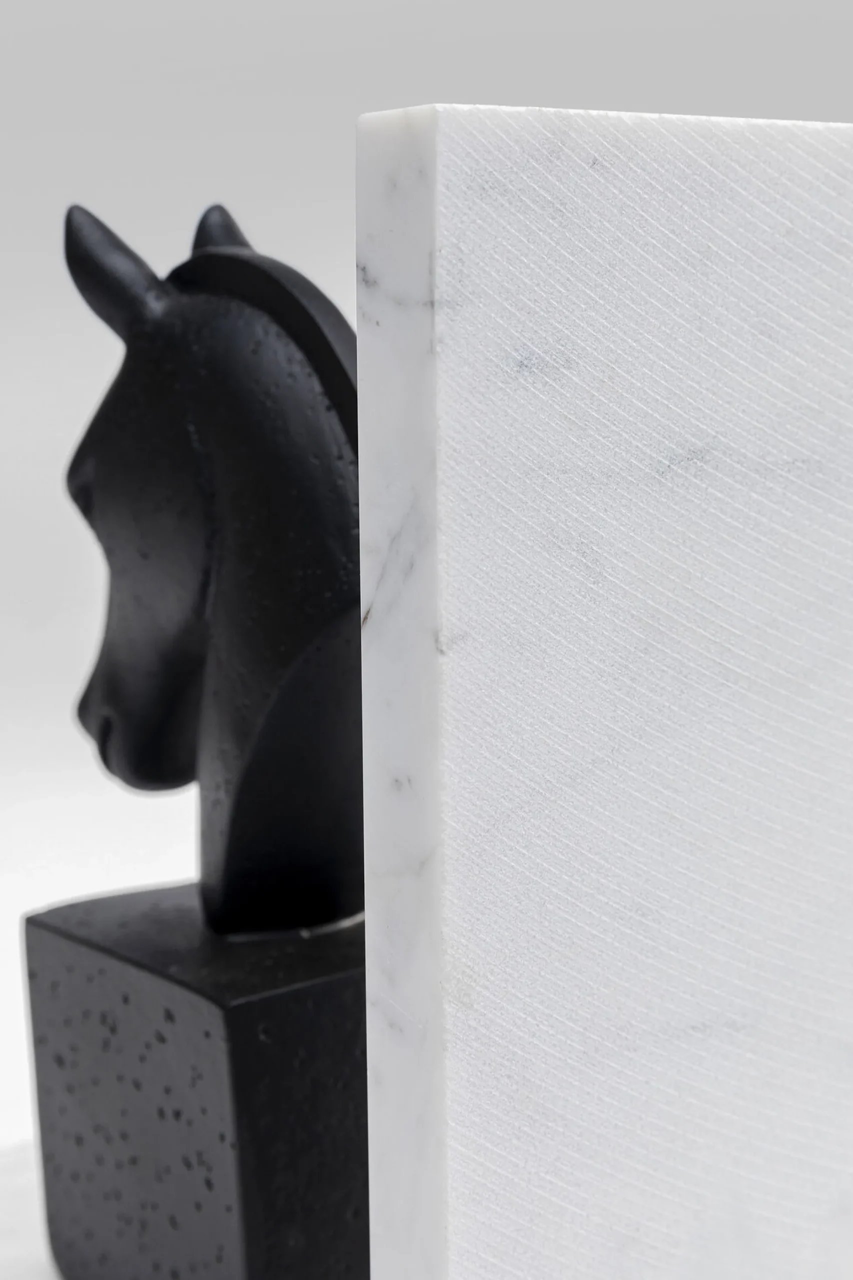 Podpórki na książki Horse 36x21 cm czarno-białe