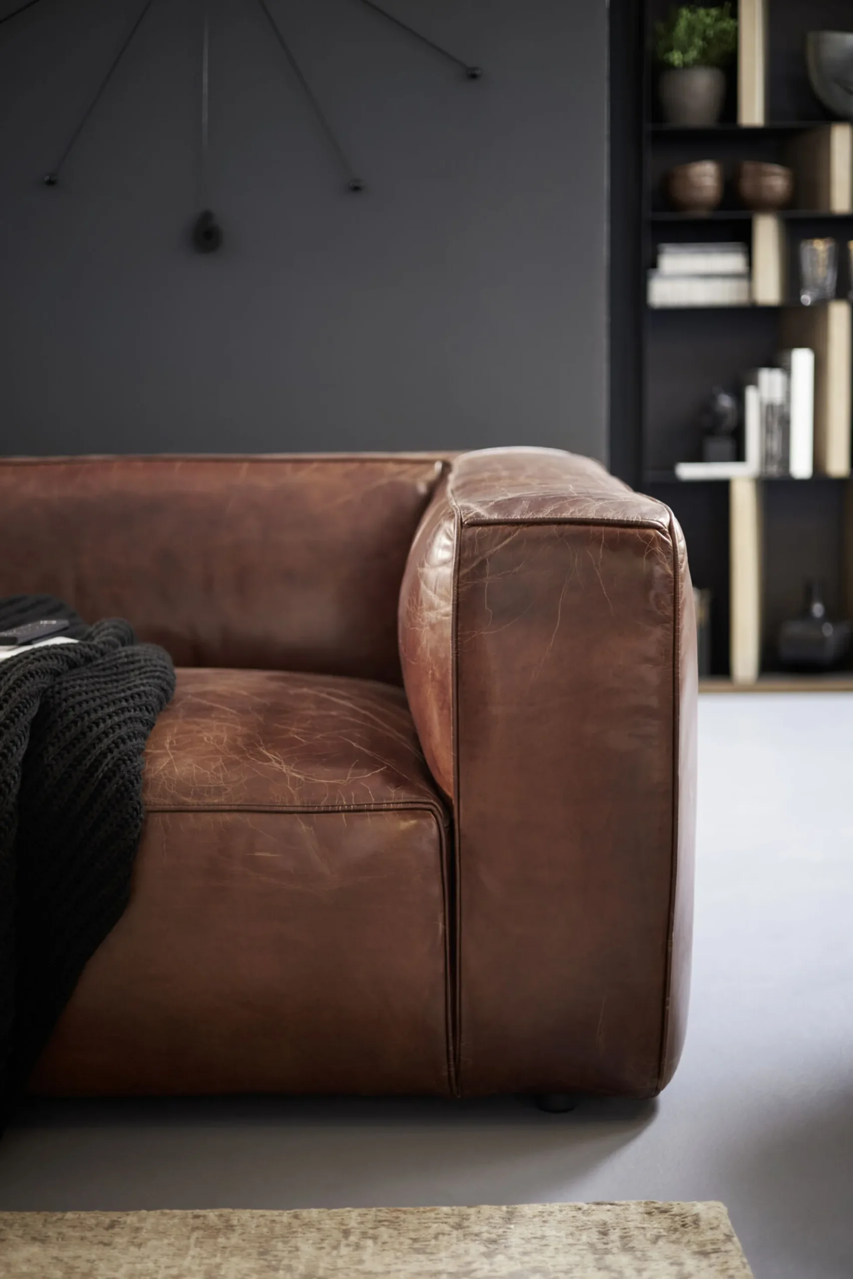 Sofa Cubetto 220x67 cm brązowa skóra naturalna