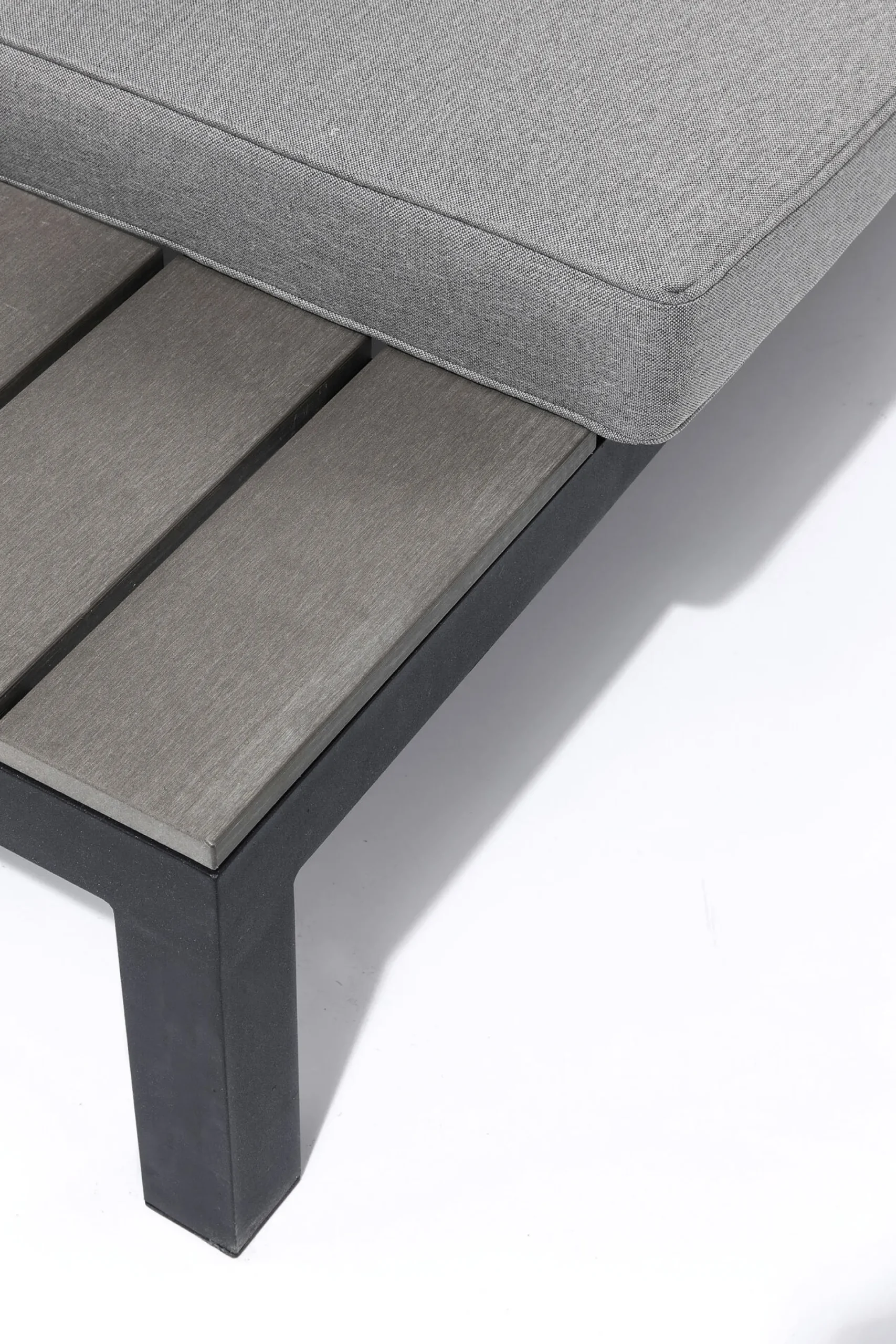 Sofa ogrodowa ze stolikiem Holiday Black 242x242 cm