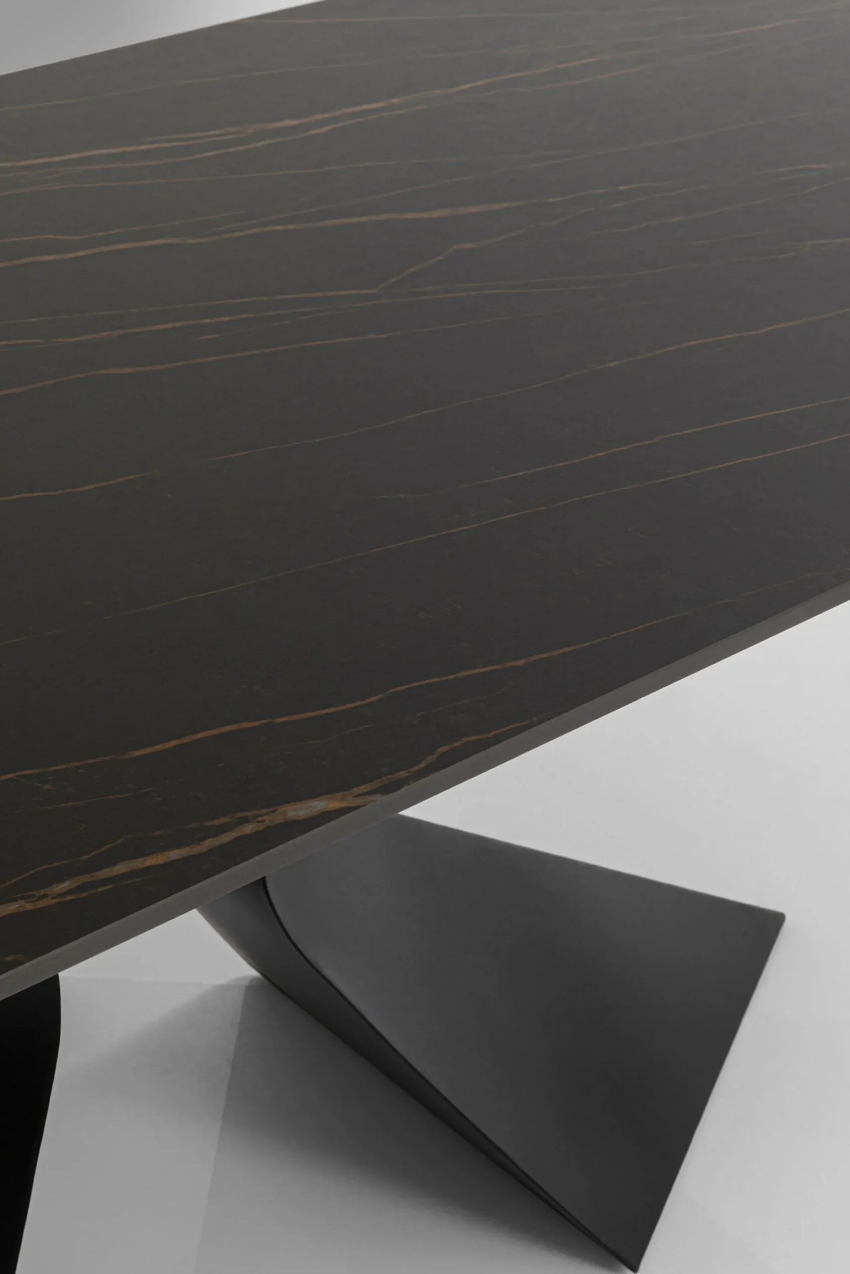 Stół ogrodowy czarny blat ceramika nogi aluminium 180x90 cm